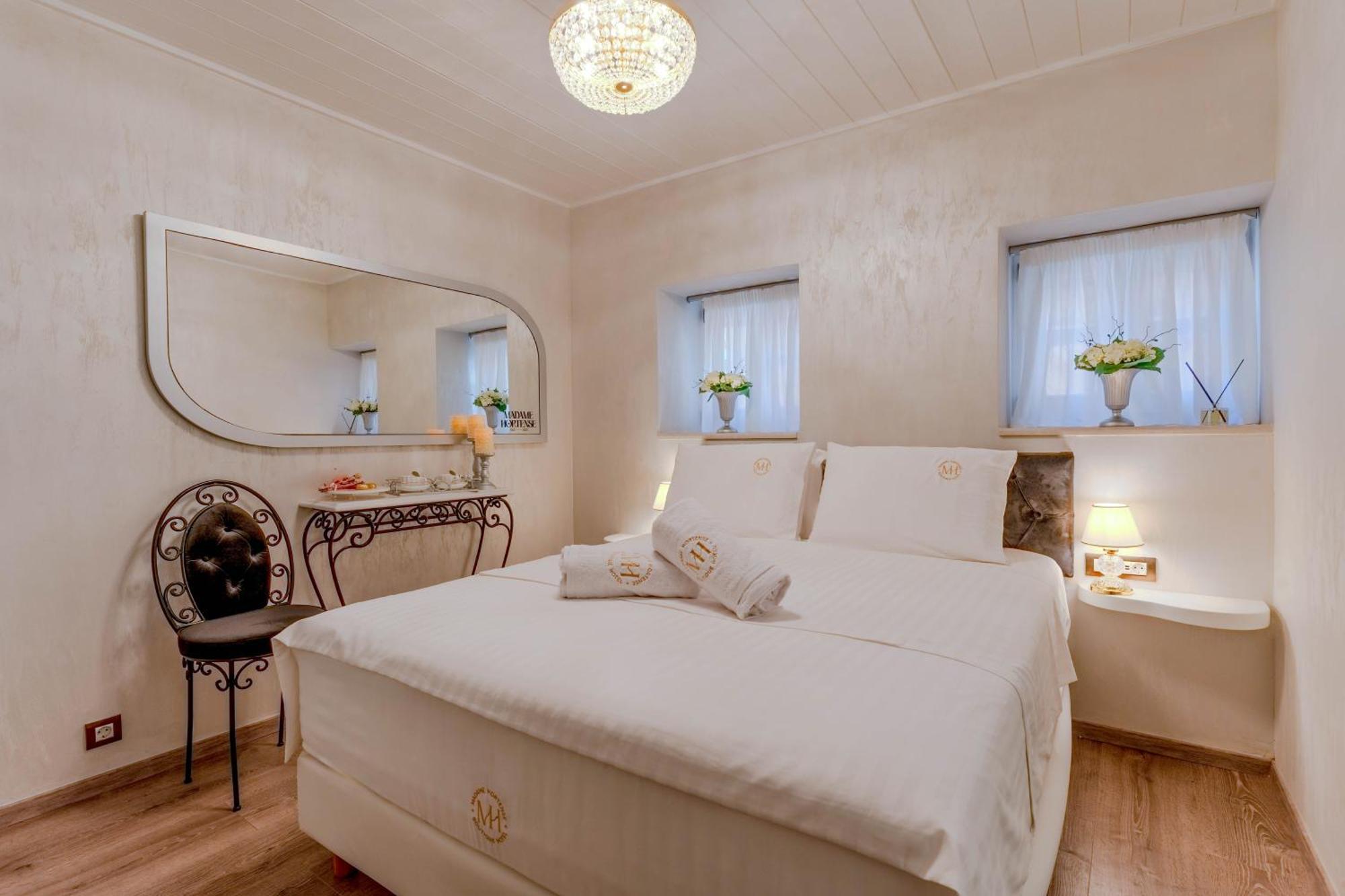 Madame Hortense Boutique Hotel Chania  Bagian luar foto
